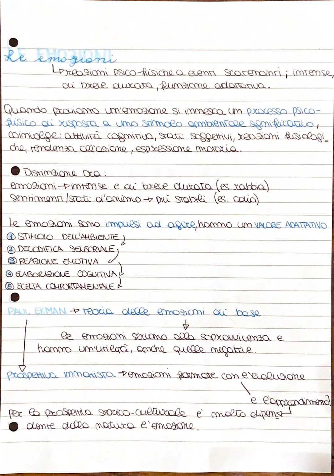 Re emogioni
Lreazioni psico-fisiche a eventi scaremamri; intense,
où breve durata, funzione adattoriva.
Quando proviamo un'emozione si immes