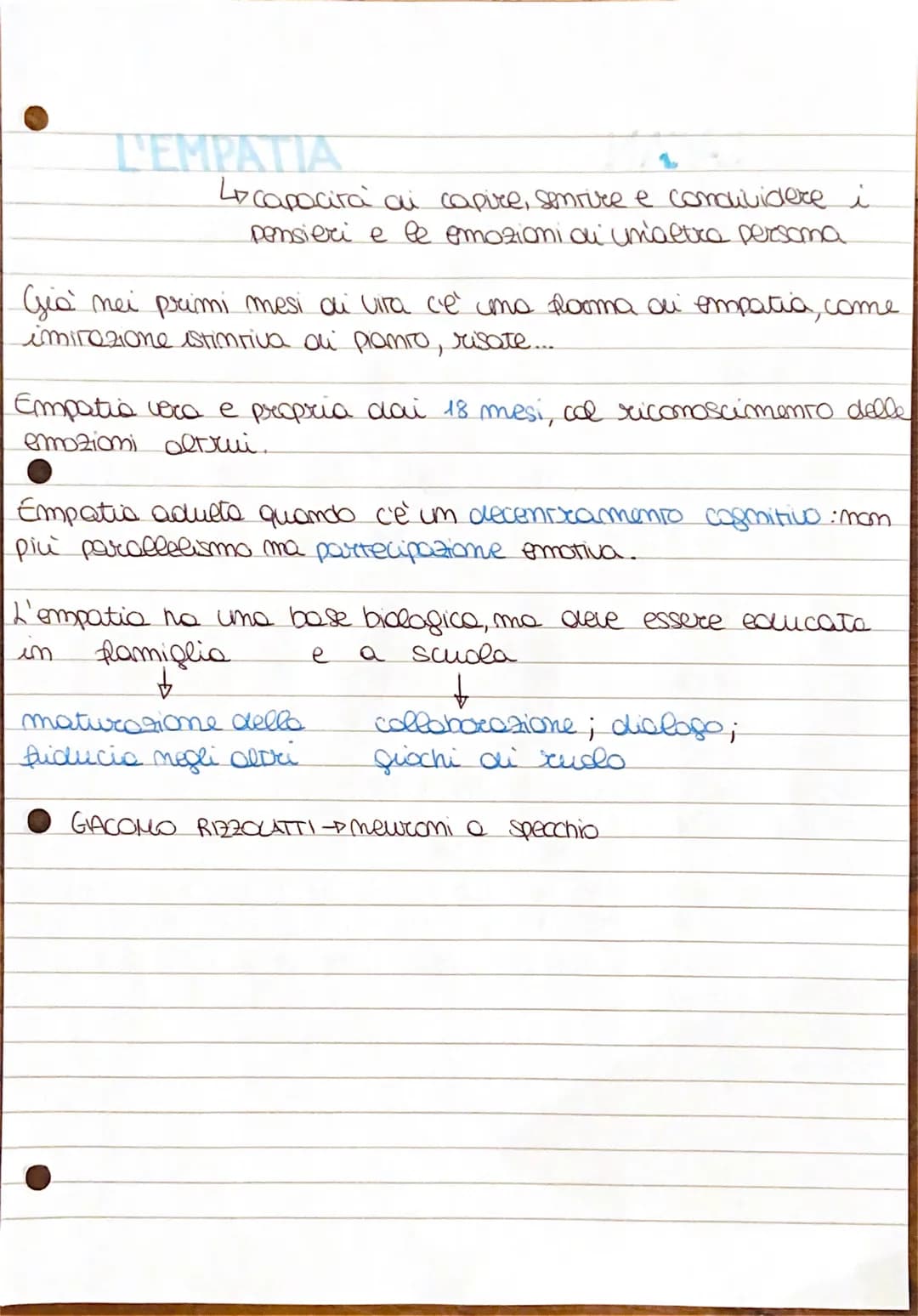 Re emogioni
Lreazioni psico-fisiche a eventi scaremamri; intense,
où breve durata, funzione adattoriva.
Quando proviamo un'emozione si immes