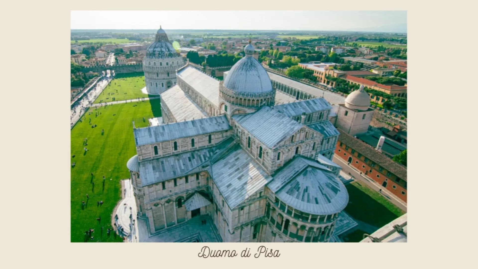 
<h2 id="architetturaromanica">Architettura Romanica</h2>
<p>Le citta', che erano cadute fino ad allora, iniziarono a risorgere. Al loro int