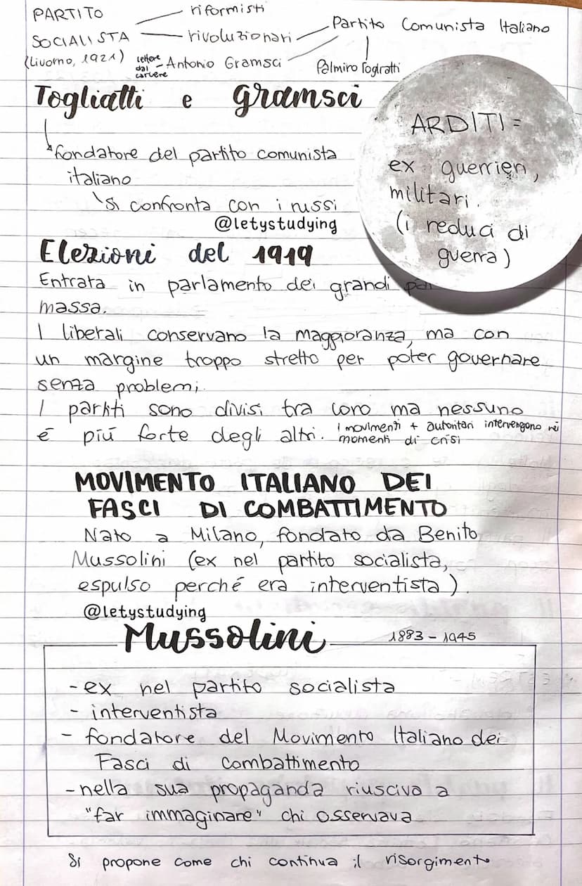 FASCISMO
@letystudying
Con
Mussolini e il ventennid fascista
1 Con
la Pace di Versaille, l'Italia viene derubata
dalla Pace" non vengono dat
