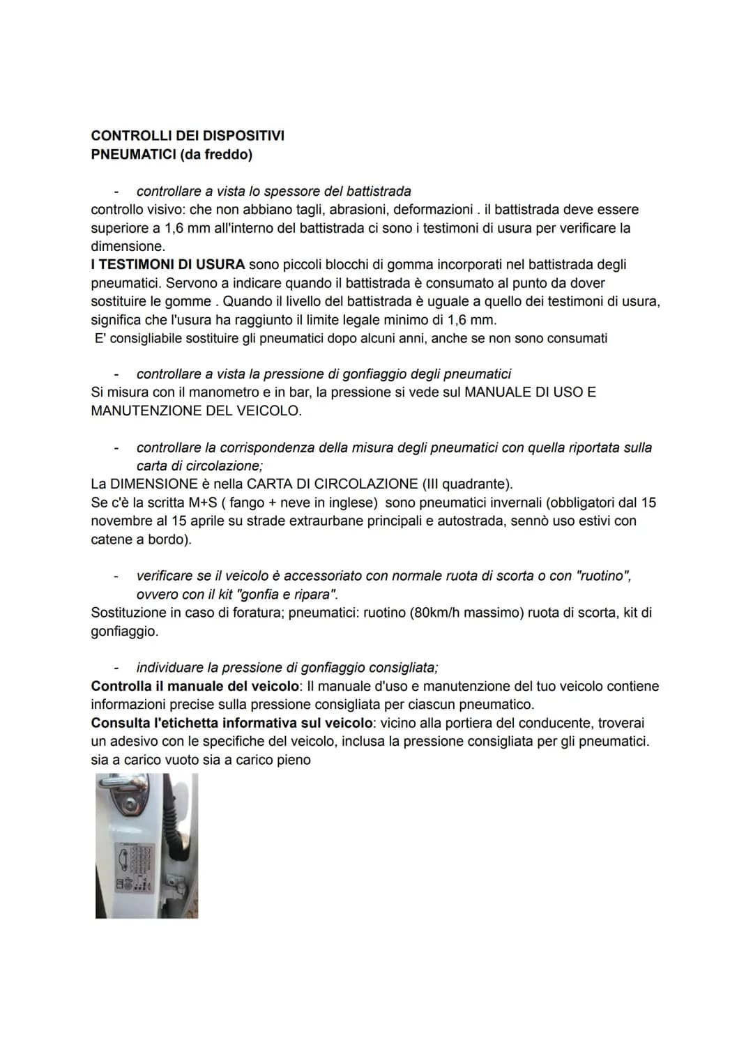 DOMANDE TEORICHE
REGOLAZIONE POSIZIONE DI GUIDA
SEDILE
4 regolazioni
- altezza: gli occhi devono trovarsi in posizione centrale sul parabrez