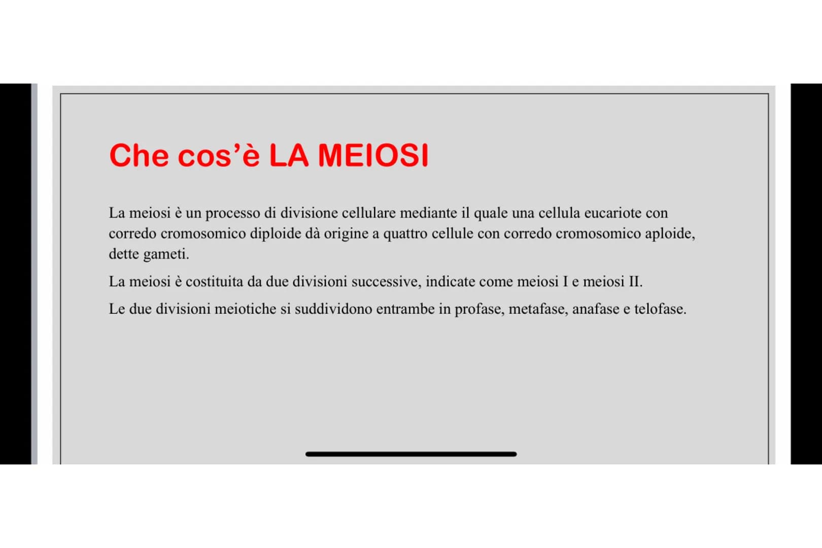 Che cos'è LA MEIOSI
La meiosi è un processo di divisione cellulare mediante il quale una cellula eucariote con
corredo cromosomico diploide 