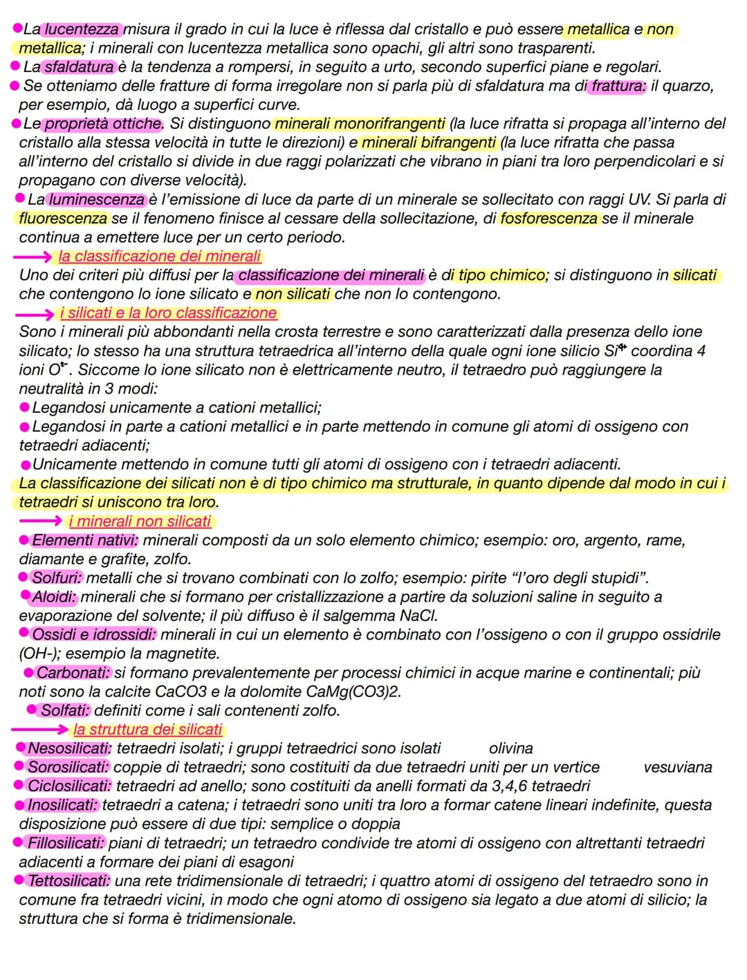 
<p>Un minerale è una sostanza naturale solida, originata da processi inorganici e caratterizzata da una composizione chimica ben definita. 