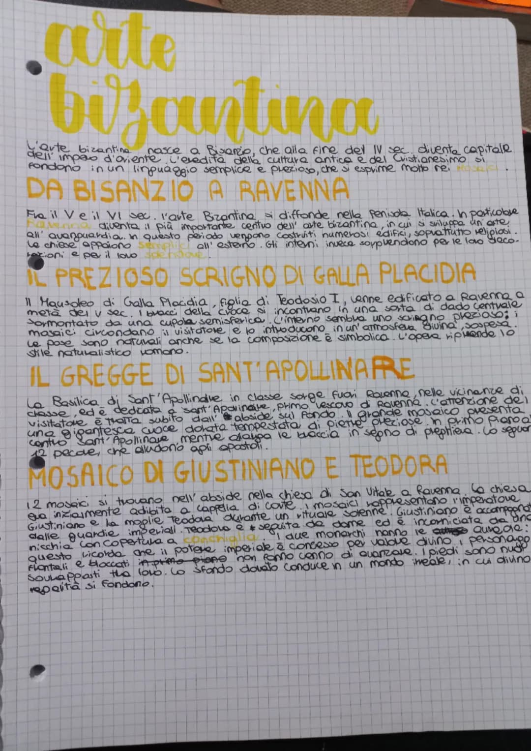arte
L'arte bizantina
nasce a Bisenzio, che alla fine del IV sec. diventa capitale
dell' impers d'oriente. L'eredità della cultura antica e 