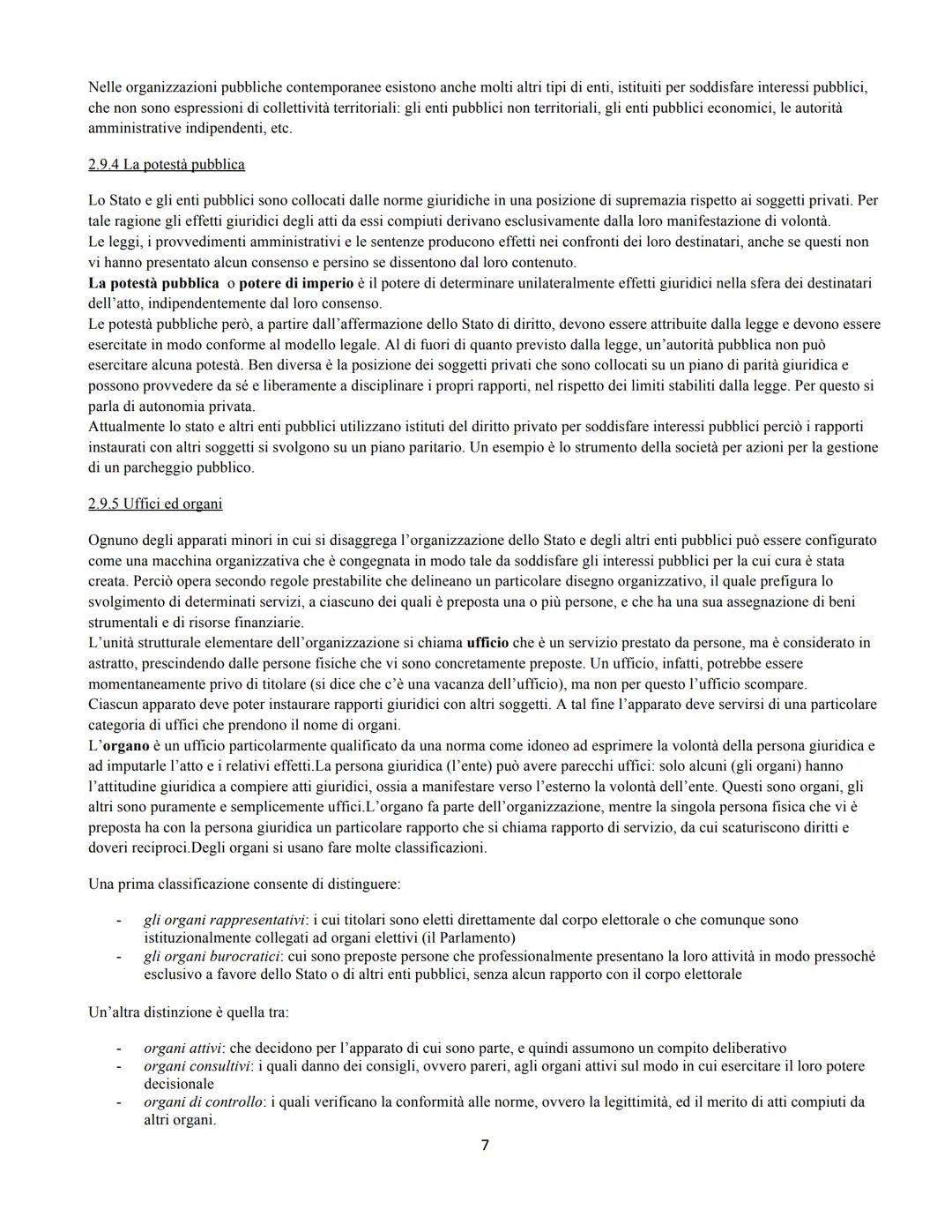 Riassunti di Diritto
Introduzione
Il termine diritto viene impiegato, nel linguaggio tecnico dei giuristi, in almeno due significati diversi