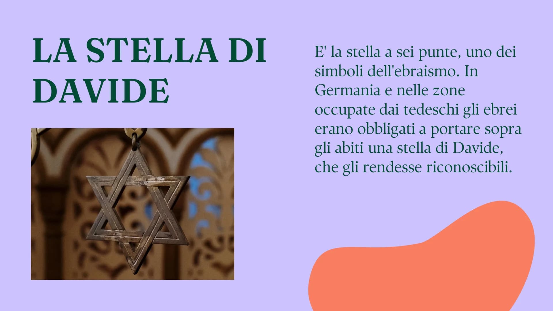 L'EBRAISMO LA MENORAH
E' una parola che indica il candeliere
a sette braccia. Esso si trovava nel
santuario costruito da Mosè ed era
aliment