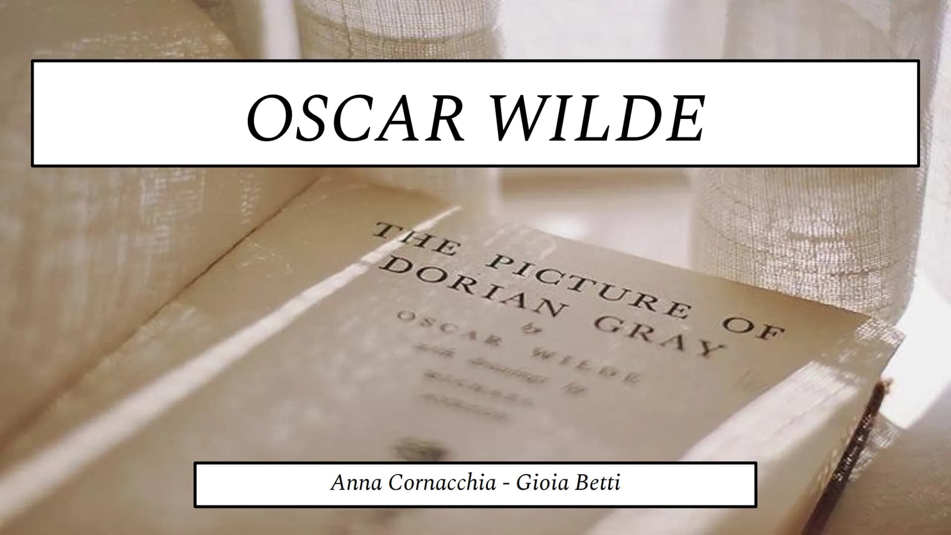 OSCAR WILDE
THE PICTURE OF
DORIAN GRAY
OSCAR
Anna Cornacchia - Gioia Betti LIFE
Oscar Fingal O'Flahertie
Wills Wilde was born in
Dublin, Ire