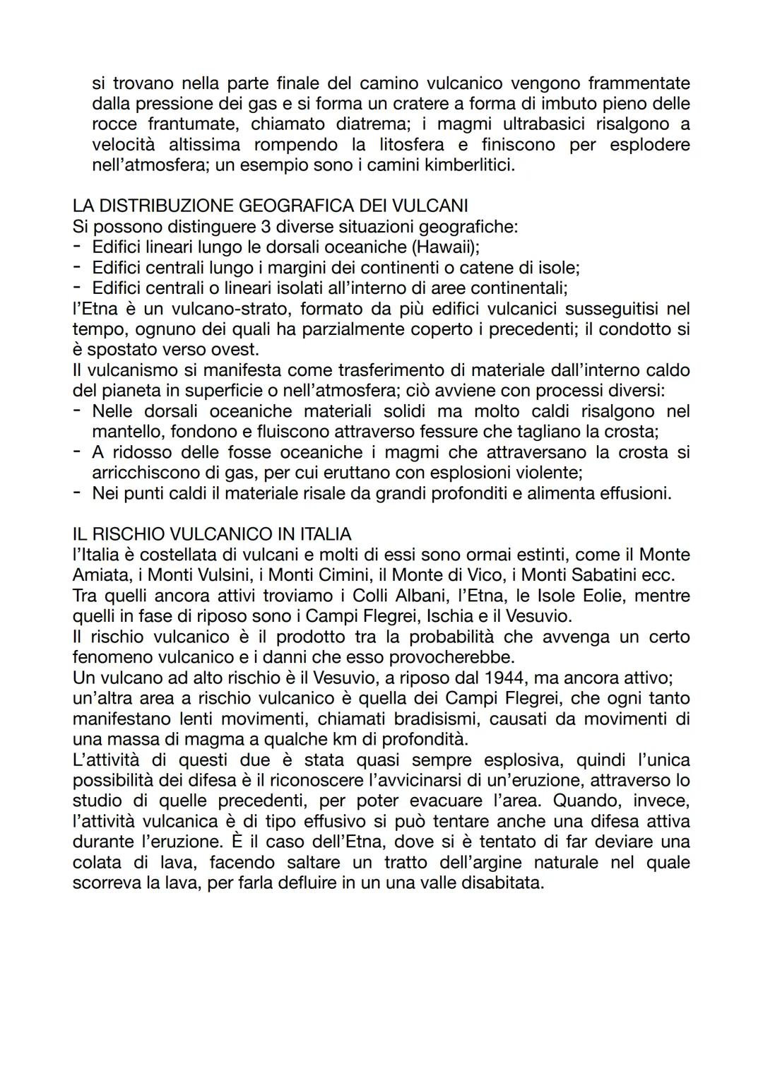 I VULCANI

I vulcani nascono intorno a punti della superficie terrestre da cui fuoriescono
lava, m cioè rocce fuse ad alta temperatura, gas 