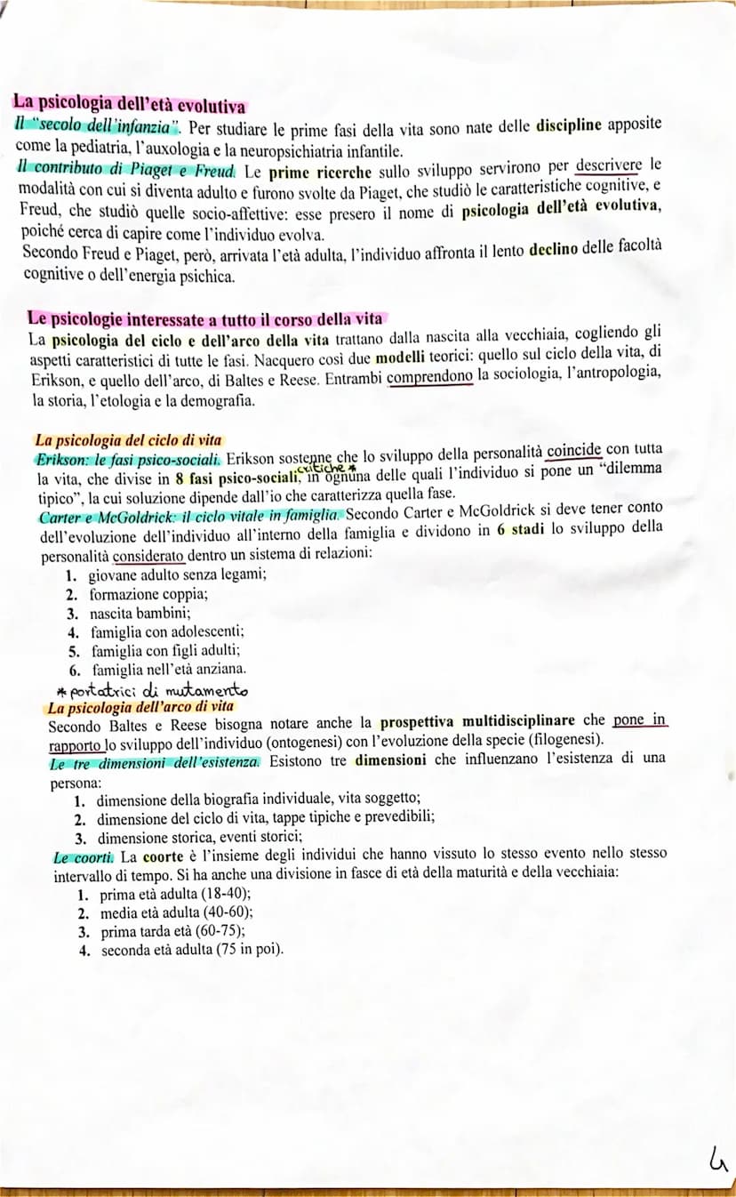 Alice De Rosa
Scienze Umane
LO STUDIO DEL COMPORTAMENTO
E DELLO SVILUPPO
1. Un oggetto di indagine complesso
La psicologia è lo studio scien