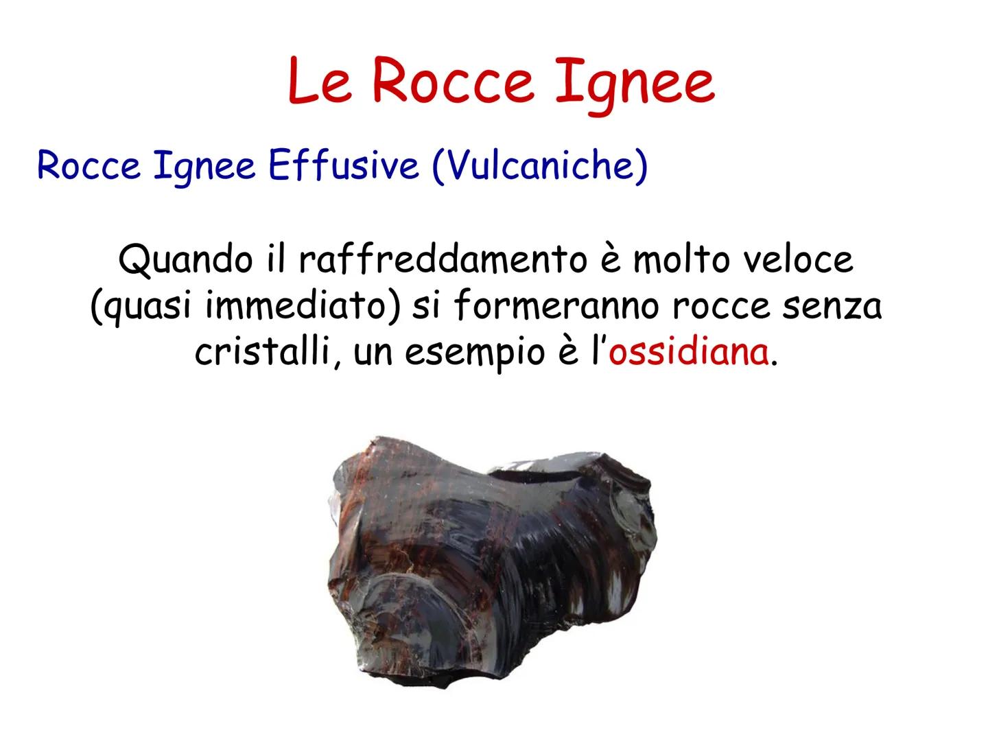 # Le Rocce e i Minerali # Le Rocce
Che cos'è una roccia?
Per roccia si intende un aggregato solido di
diversi minerali.
Malachite # Le Ro
