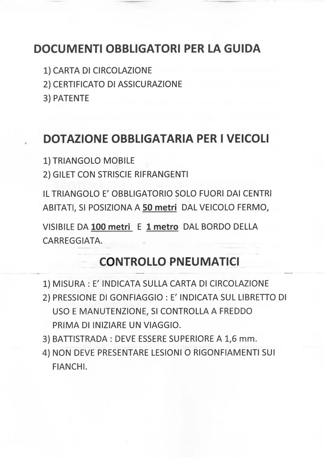 口口
COLORI DELLE SPIE.
Le spie all'interno del cruscotto hanno 4 colori differenti: verdi, gialle, rosse e blu.
SIMBOLO DELLA RISERVA CARBURA