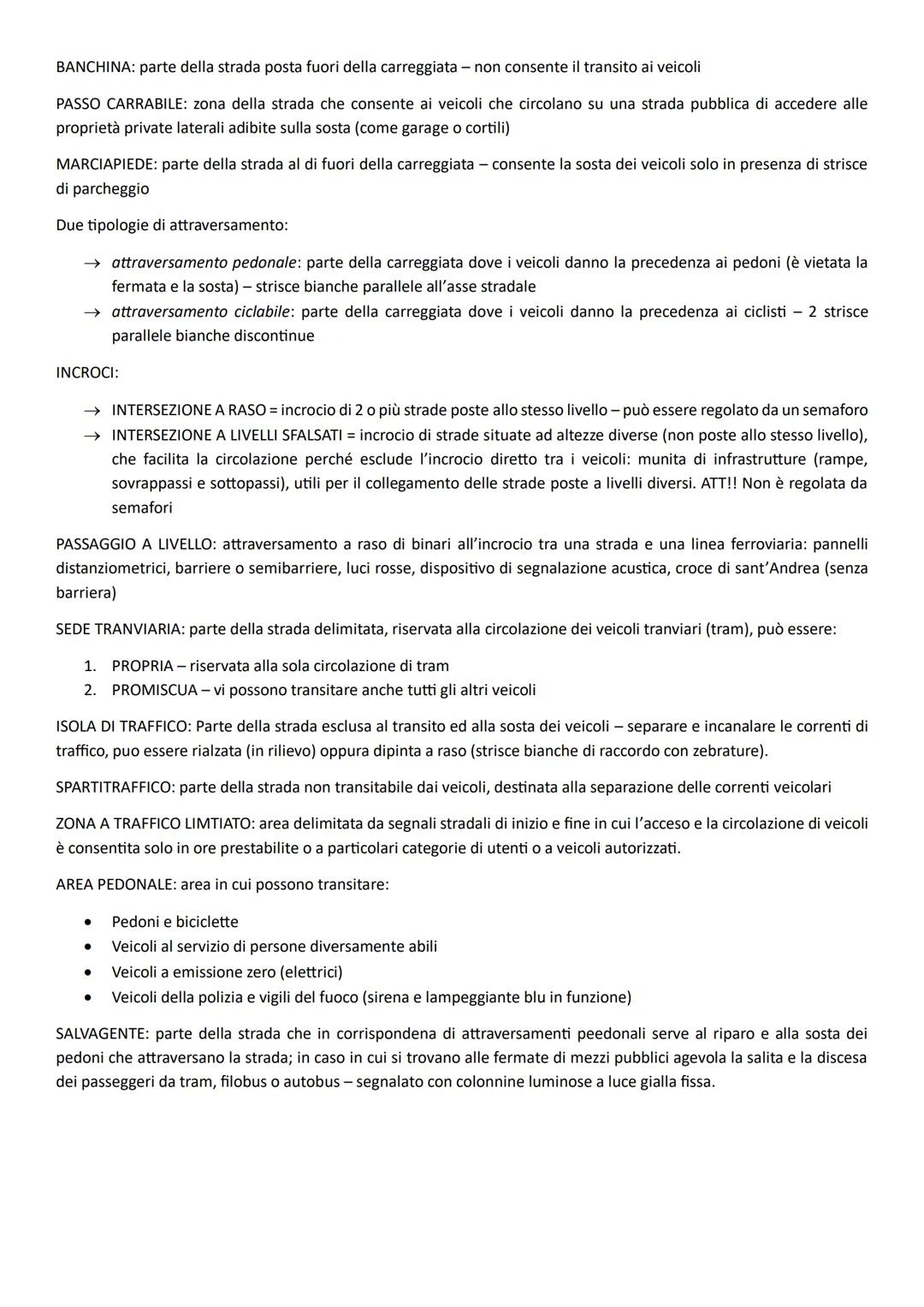 # SCHEMI PATENTE
01-I VEICOLI
Definizione di veicolo: qualsiasi macchina con o senza motore che circoli su strada condotta dall'uomo.
CLAS