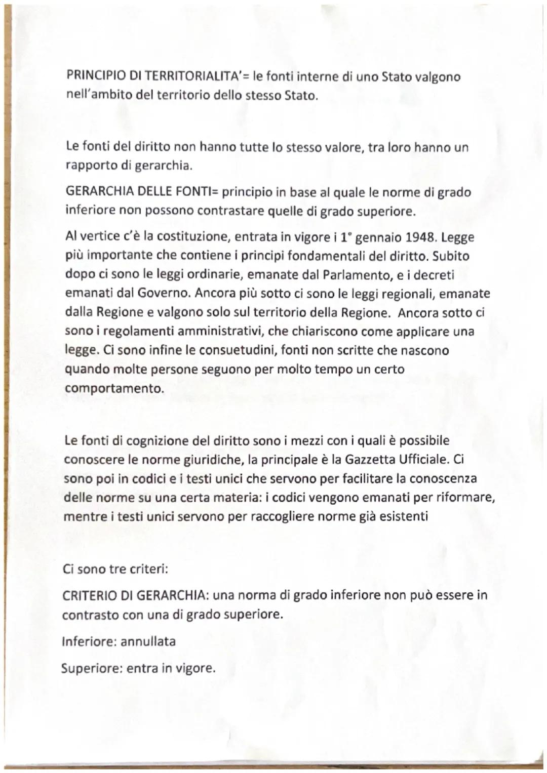 Д сарітого
REGOLE GIURIDICHE E CONVIVENZA SOCIALE
Essere in relazione con i nostri simili significa vivere un'esigenza
fondamentale.
SOCIETA